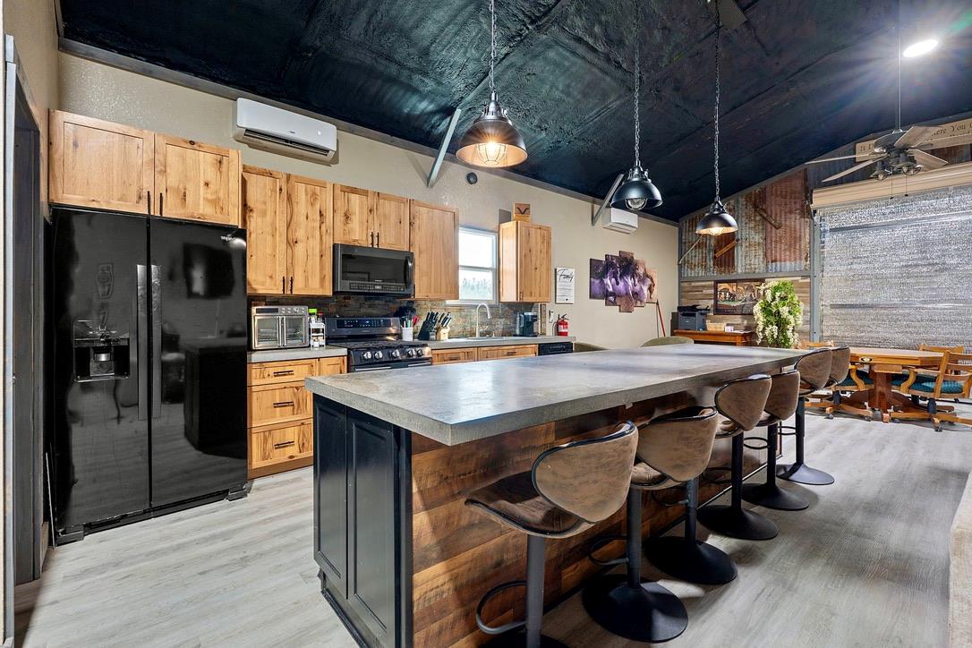 397 Private Road 3072, Lampasas, TX 76550