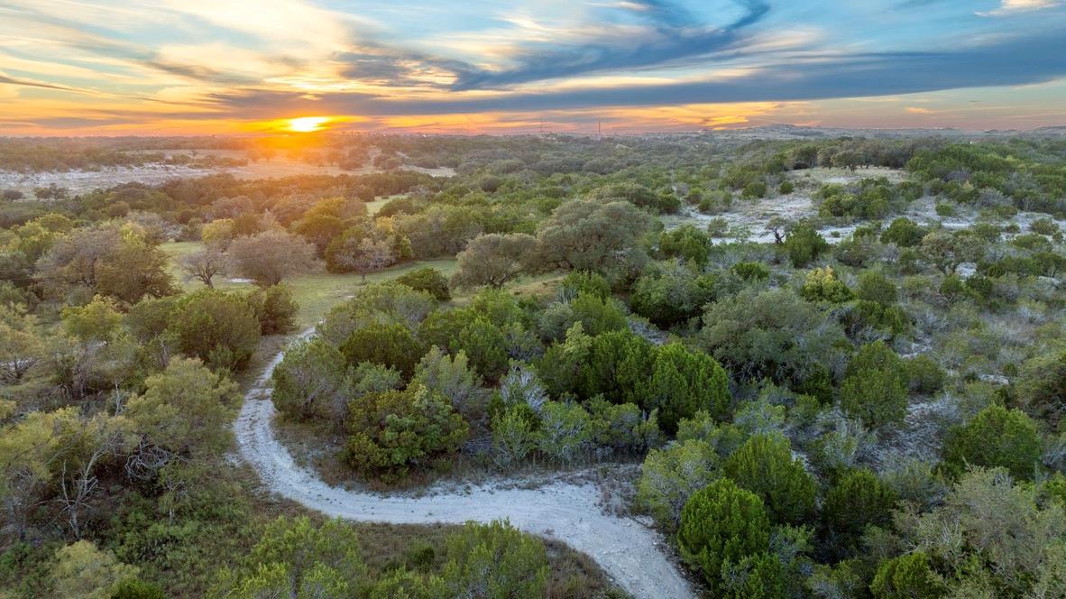 397 Private Road 3072, Lampasas, TX 76550