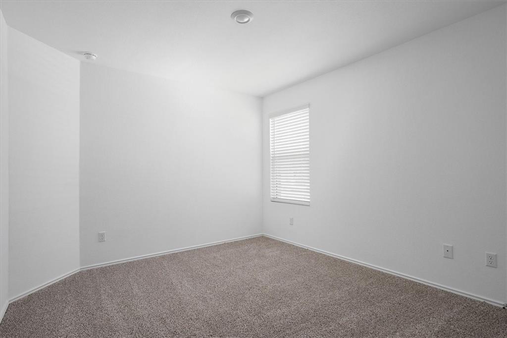 325 ESCONDIDO Cir, San Marcos, TX 78666