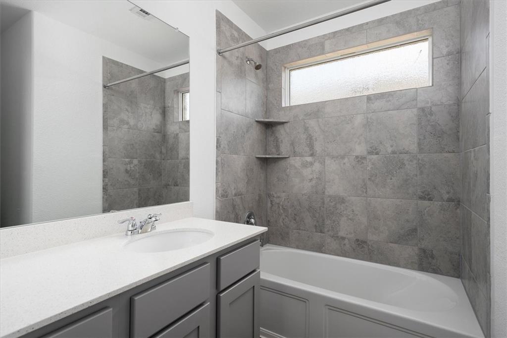 325 ESCONDIDO Cir, San Marcos, TX 78666