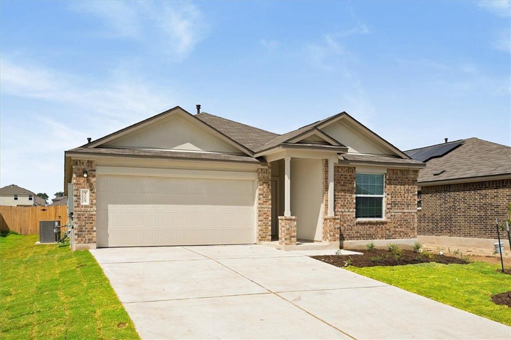 325 ESCONDIDO Cir, San Marcos, TX 78666