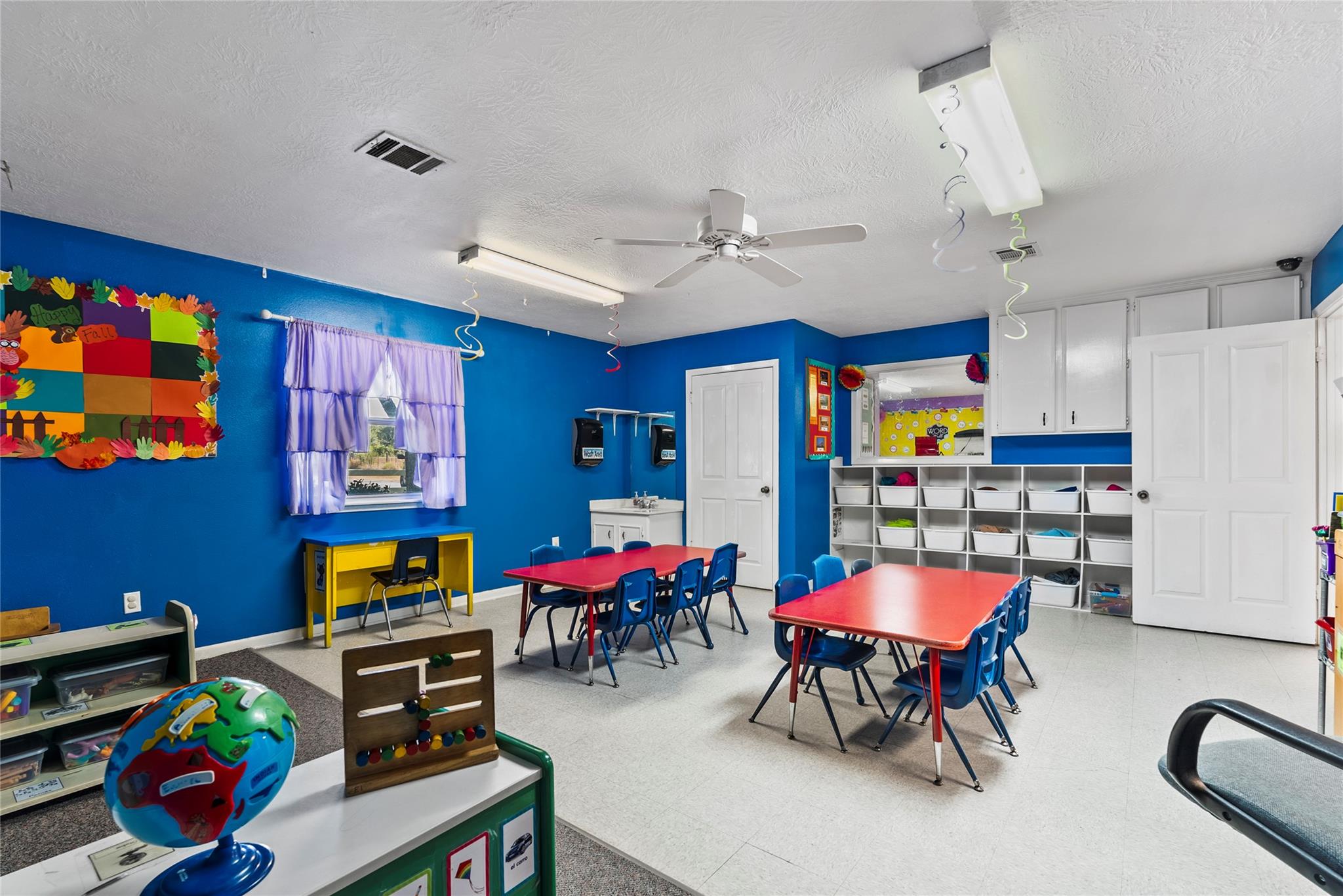 989 Old McDade Rd, Elgin, TX 78621