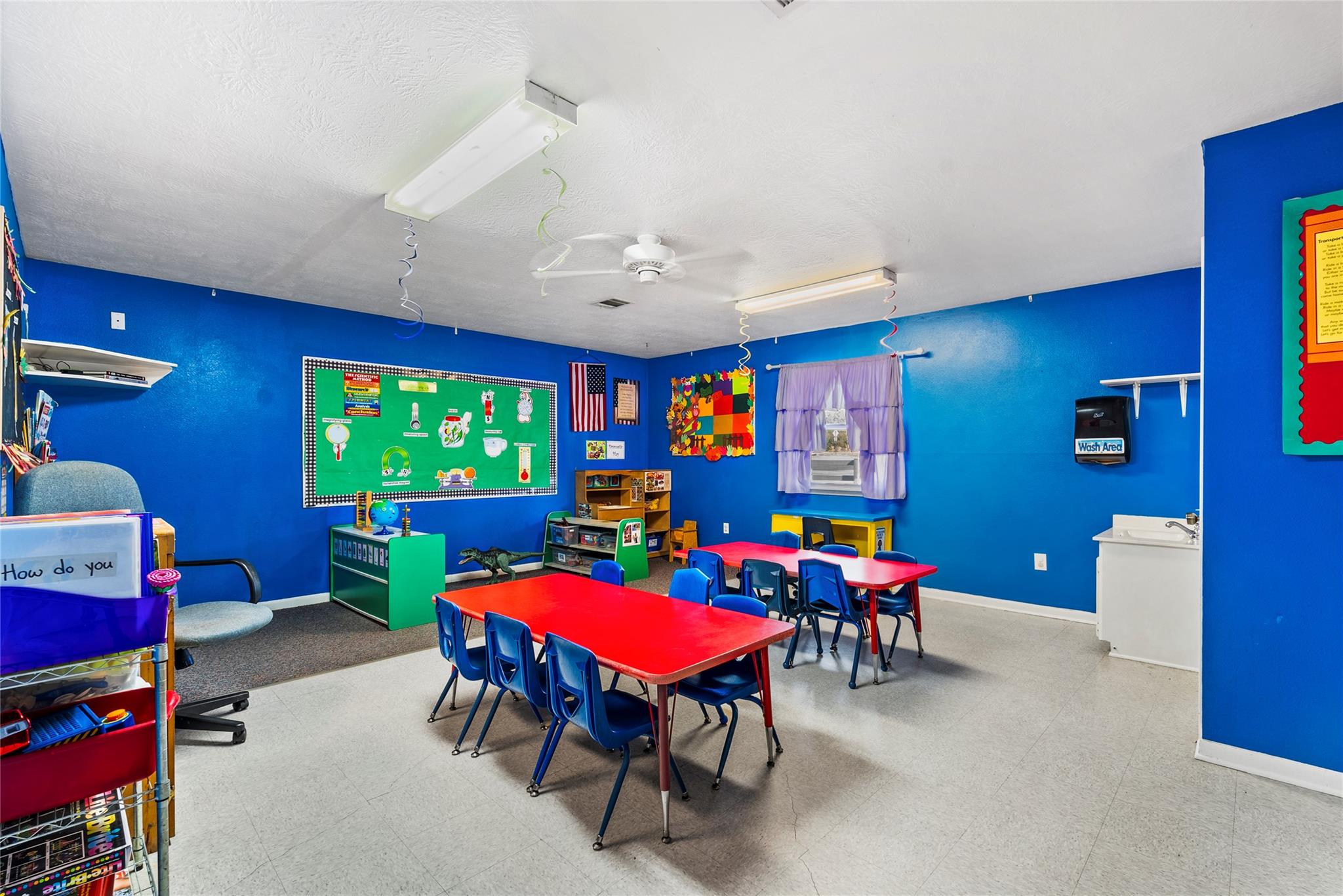 989 Old McDade Rd, Elgin, TX 78621