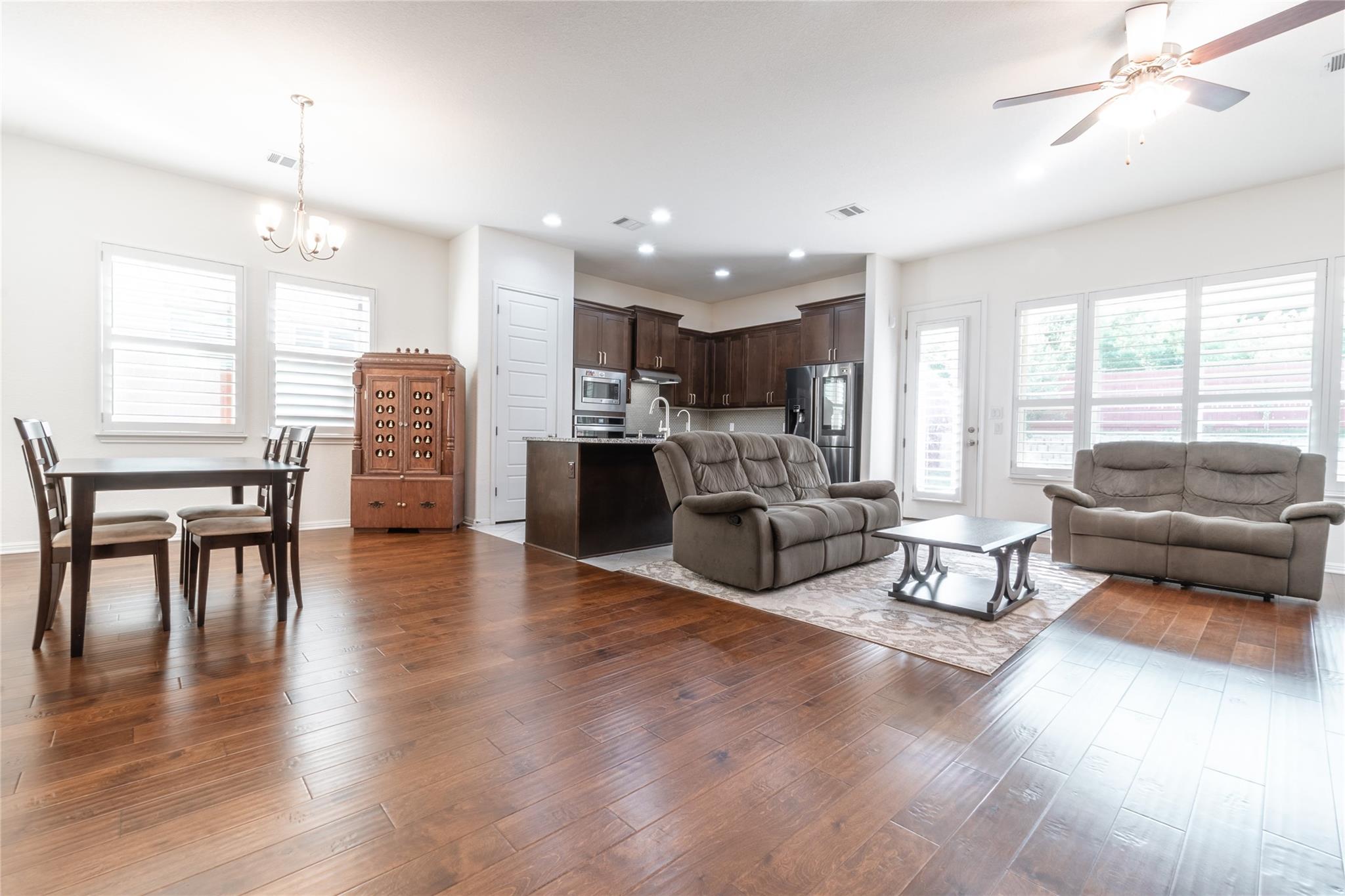 2913 Zelma Dr, Cedar Park, TX 78613