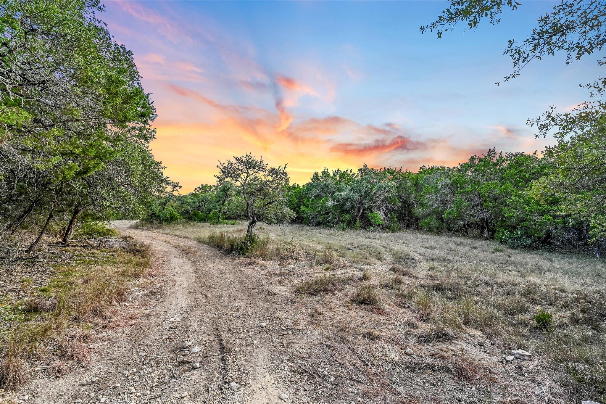 717 Puerto Rico Dr, Wimberley, TX 78676