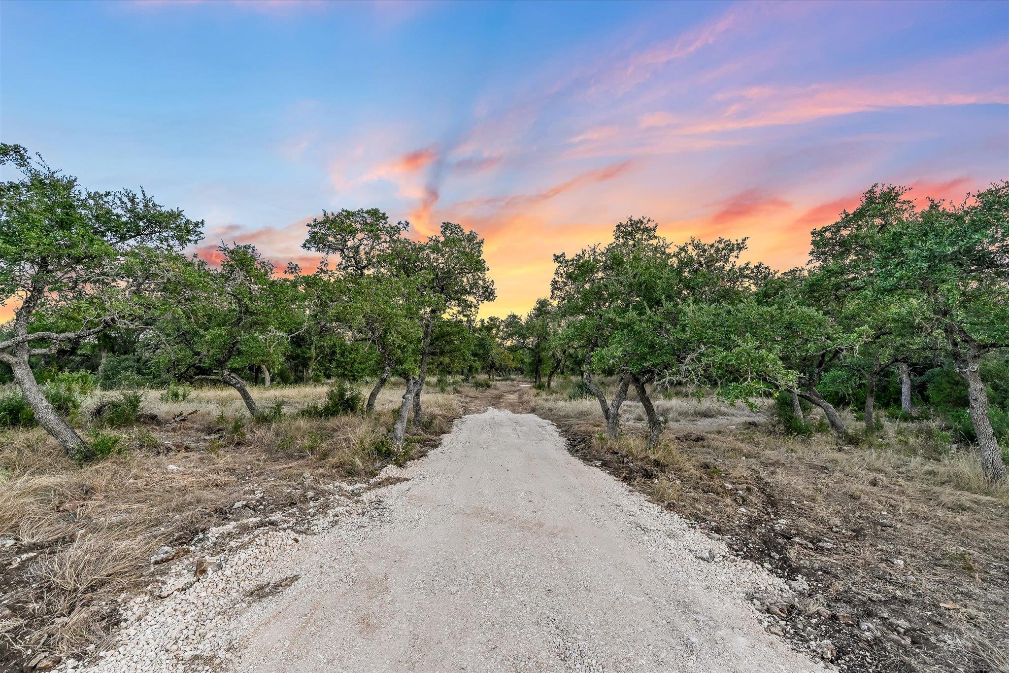 717 Puerto Rico Dr, Wimberley, TX 78676