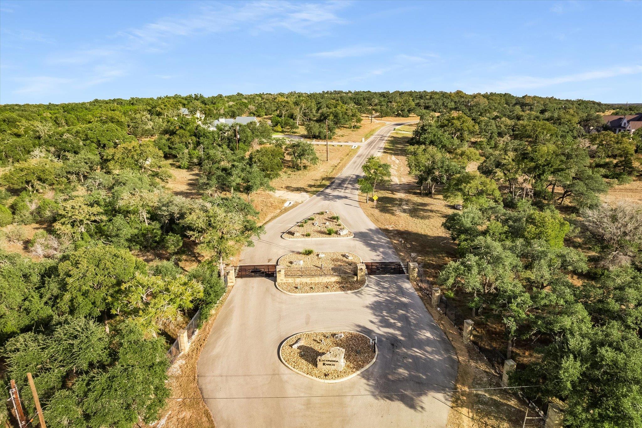 717 Puerto Rico Dr, Wimberley, TX 78676