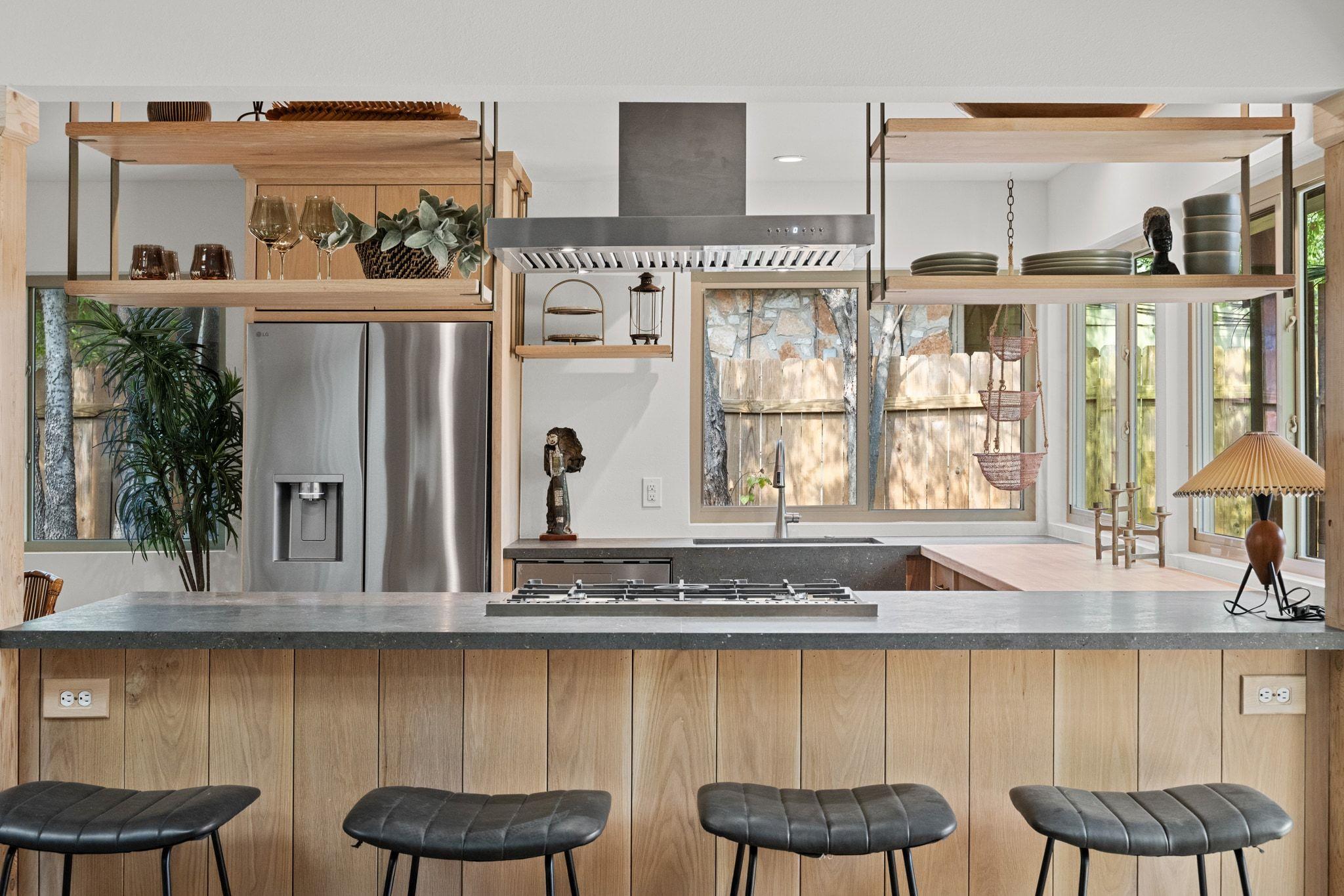 1400 Cripple Creek Dr, Austin, TX 78758