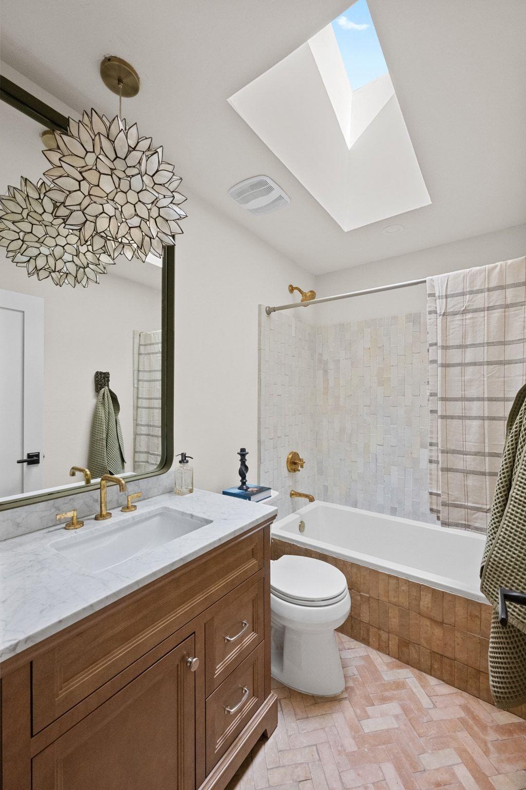 1400 Cripple Creek Dr, Austin, TX 78758