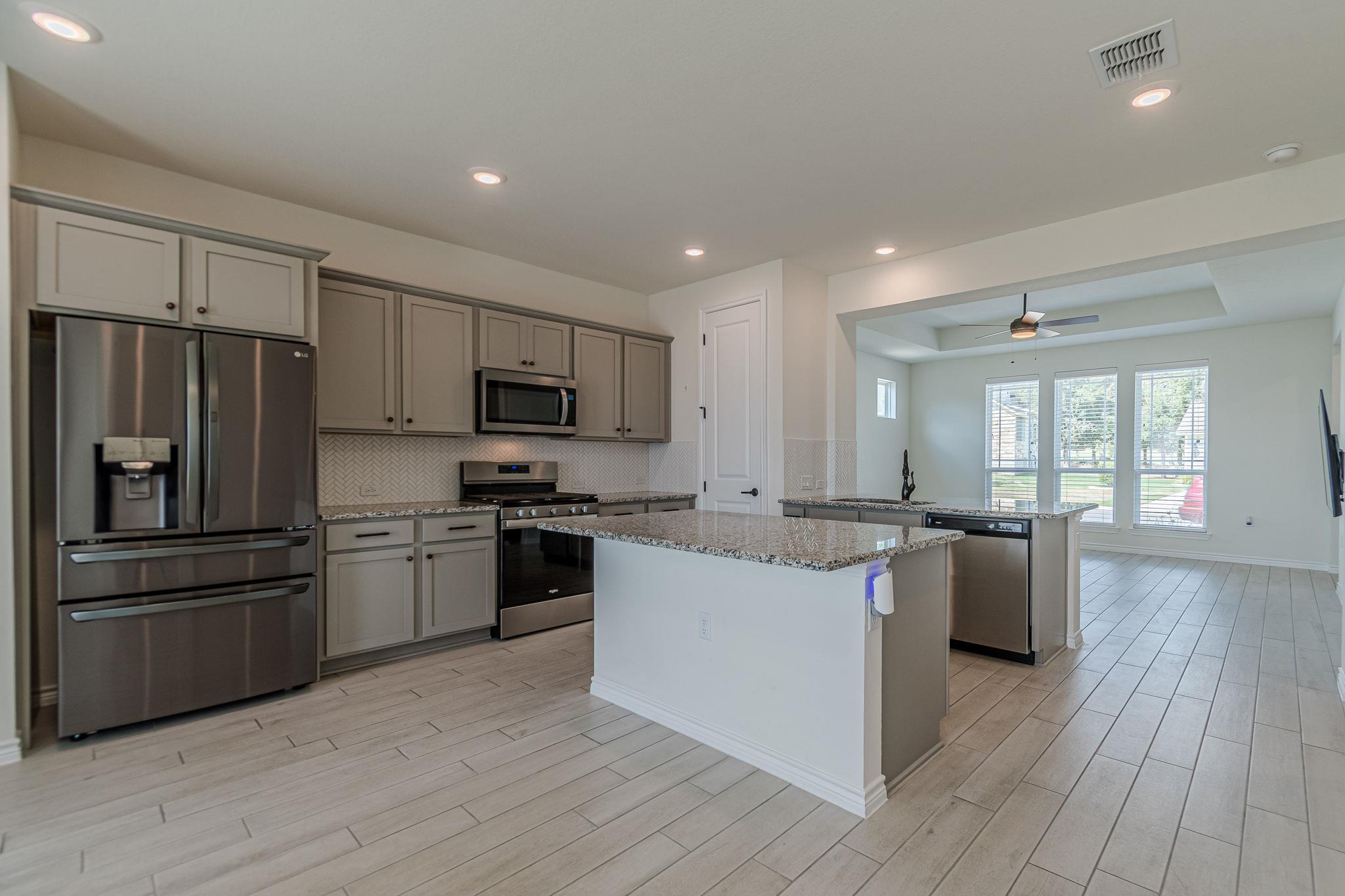 121 Charming Redbud Ln # 168, San Marcos, TX 78666