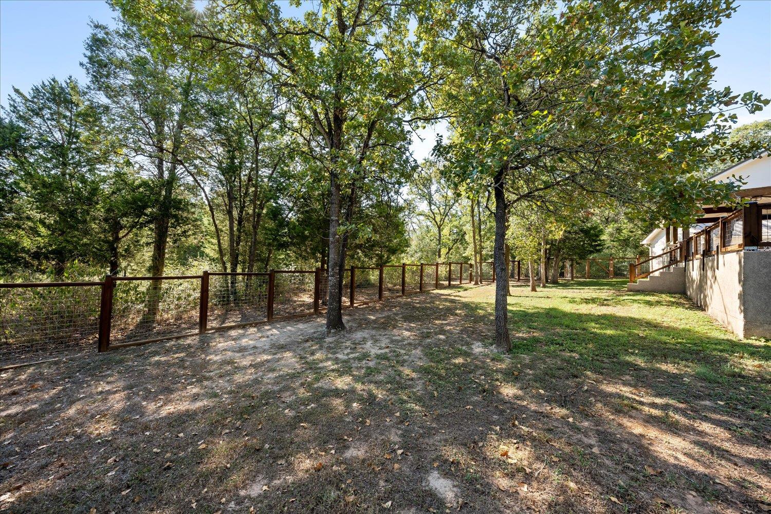 321 Arbors Cir, Elgin, TX 78621