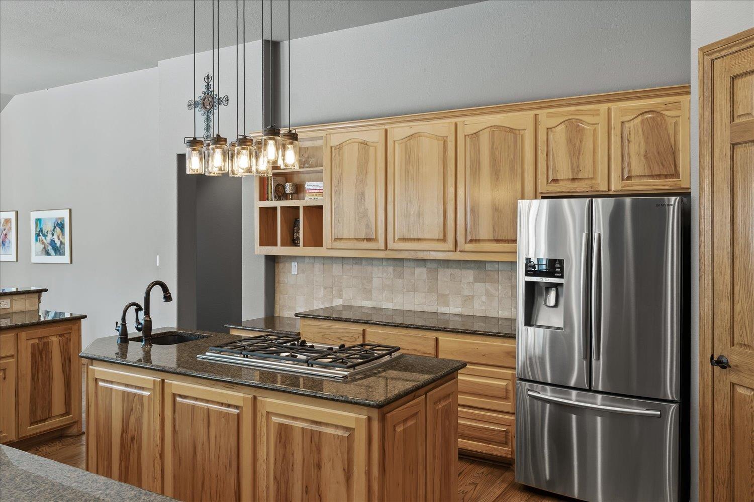 321 Arbors Cir, Elgin, TX 78621