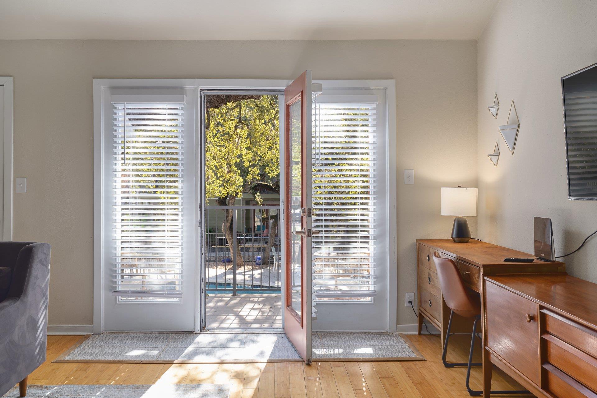 3601 Menchaca Rd # 212, Austin, TX 78704