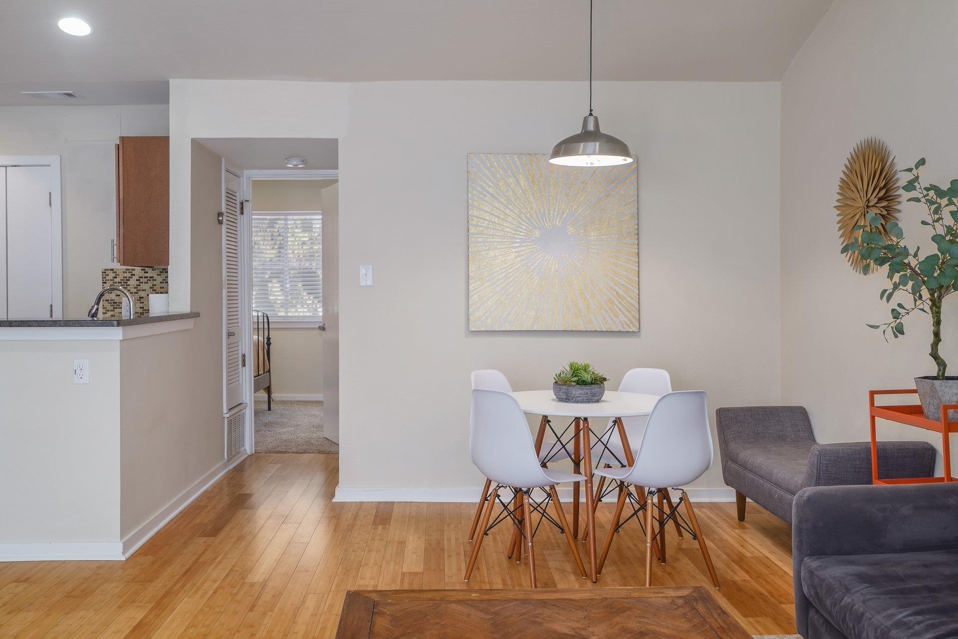 3601 Menchaca Rd # 212, Austin, TX 78704