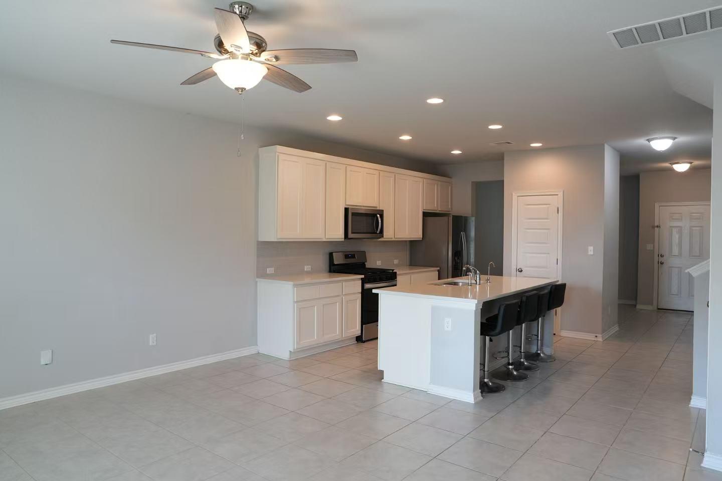 808 Alta Way, Leander, TX 78641