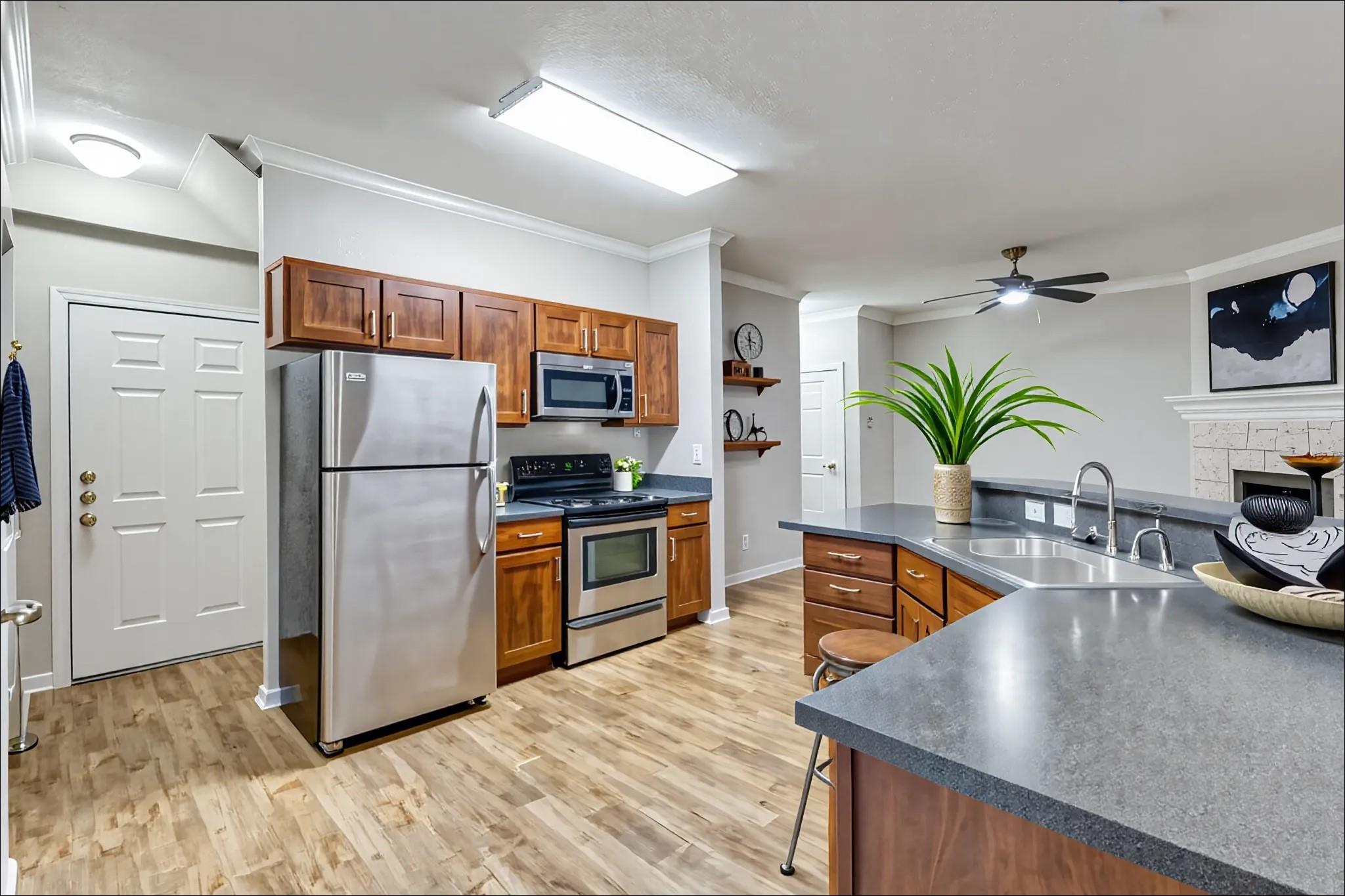 6804 N Capital Of Texas Highway # 214, Austin, TX 78731