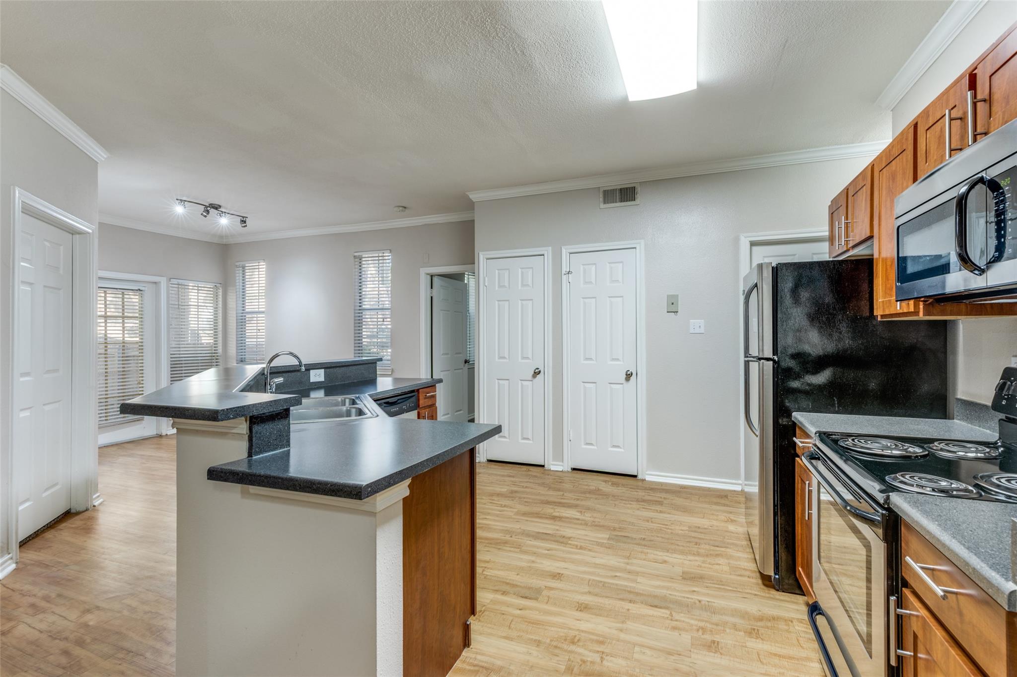 6804 N Capital Of Texas Highway # 214, Austin, TX 78731