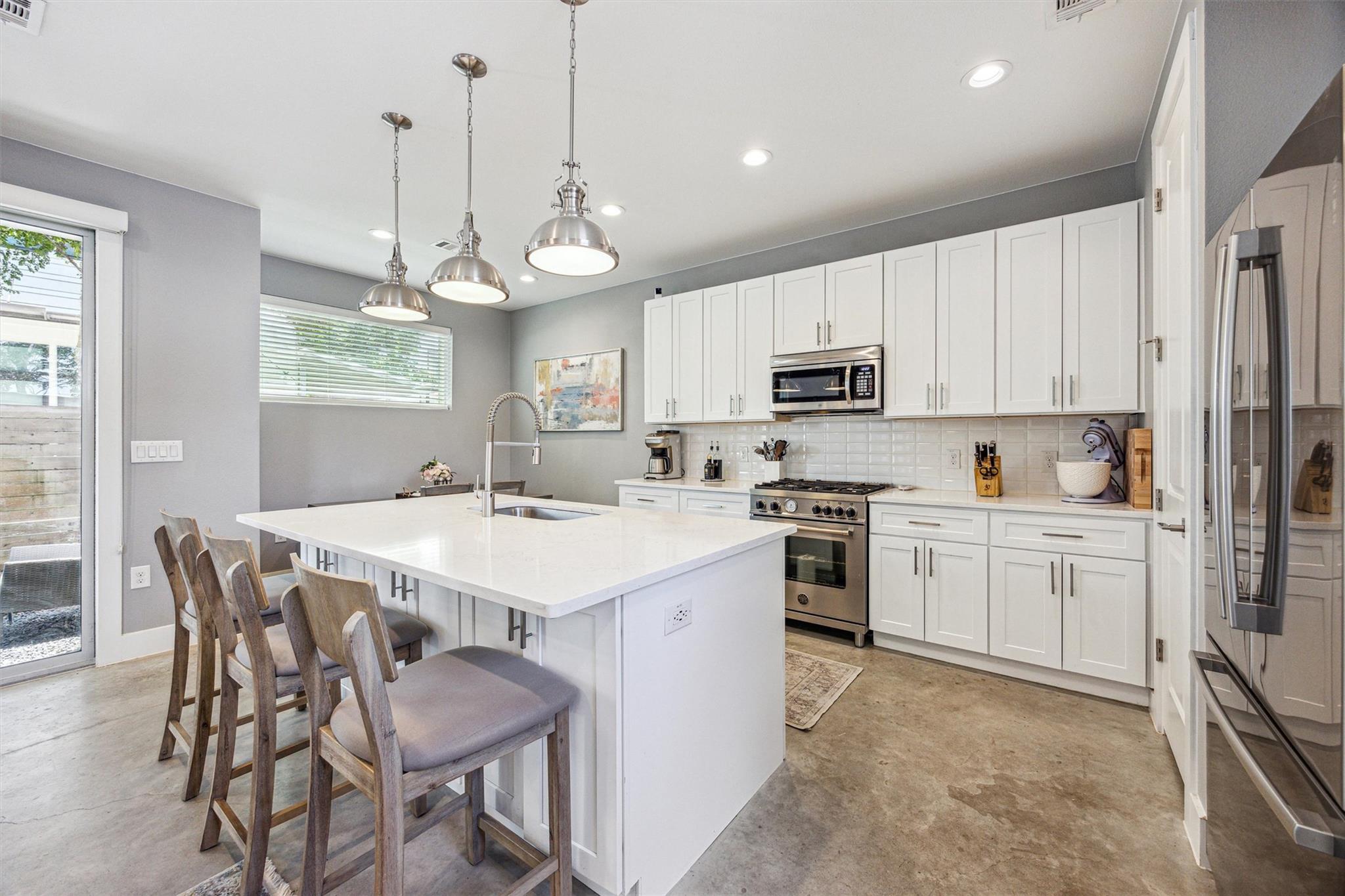 1153 Webberville Rd # 1, Austin, TX 78721