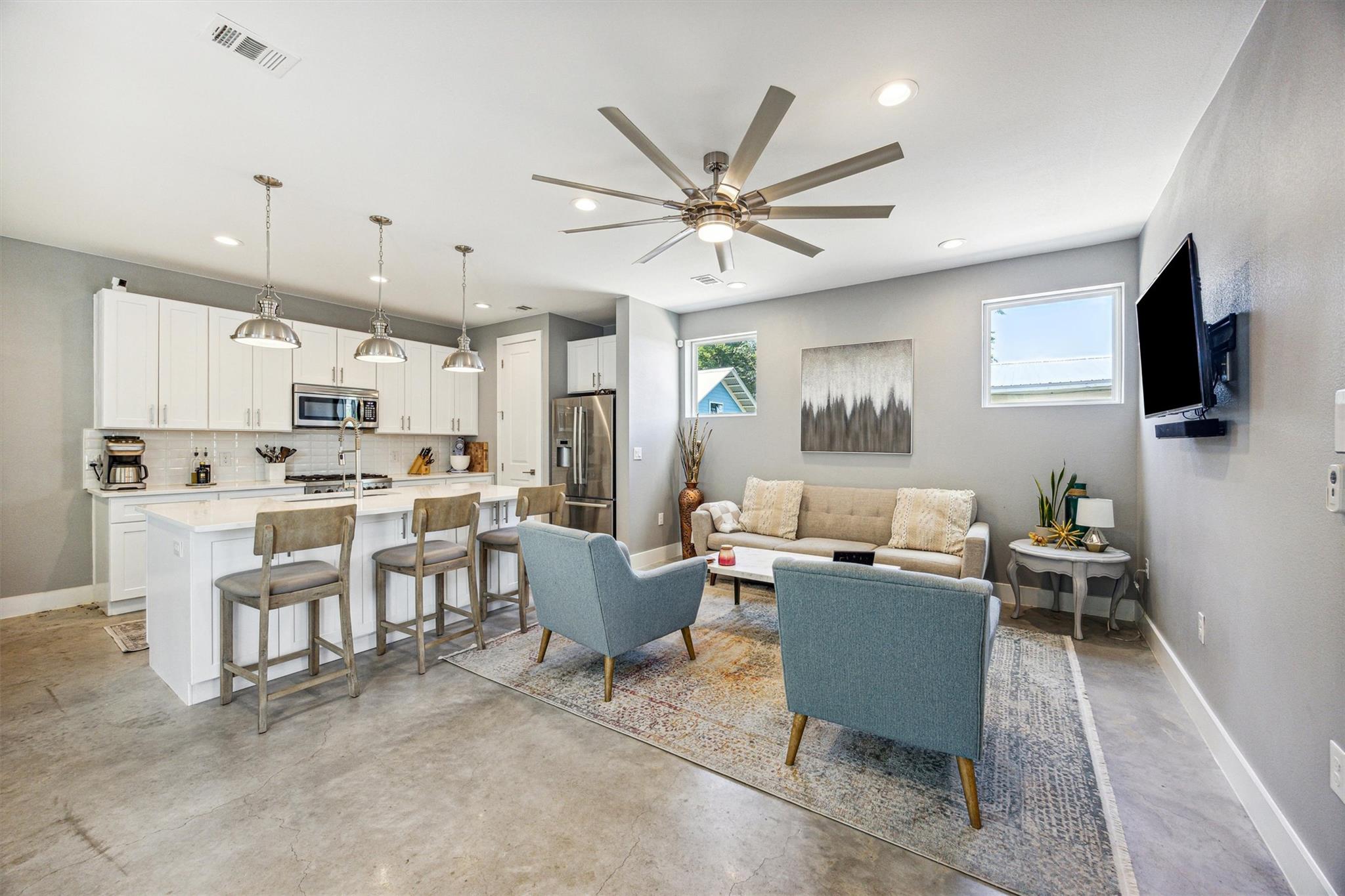 1153 Webberville Rd # 1, Austin, TX 78721