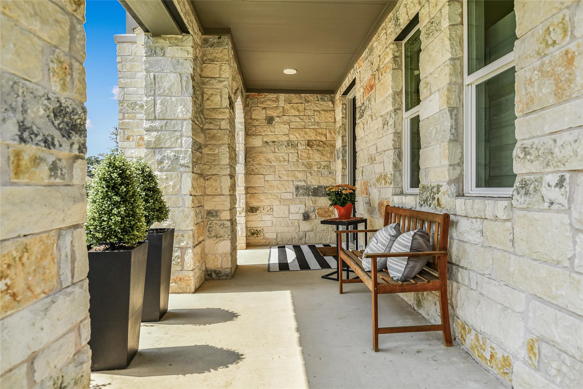 109 Kyndals Meadow Cv, Georgetown, TX 78628