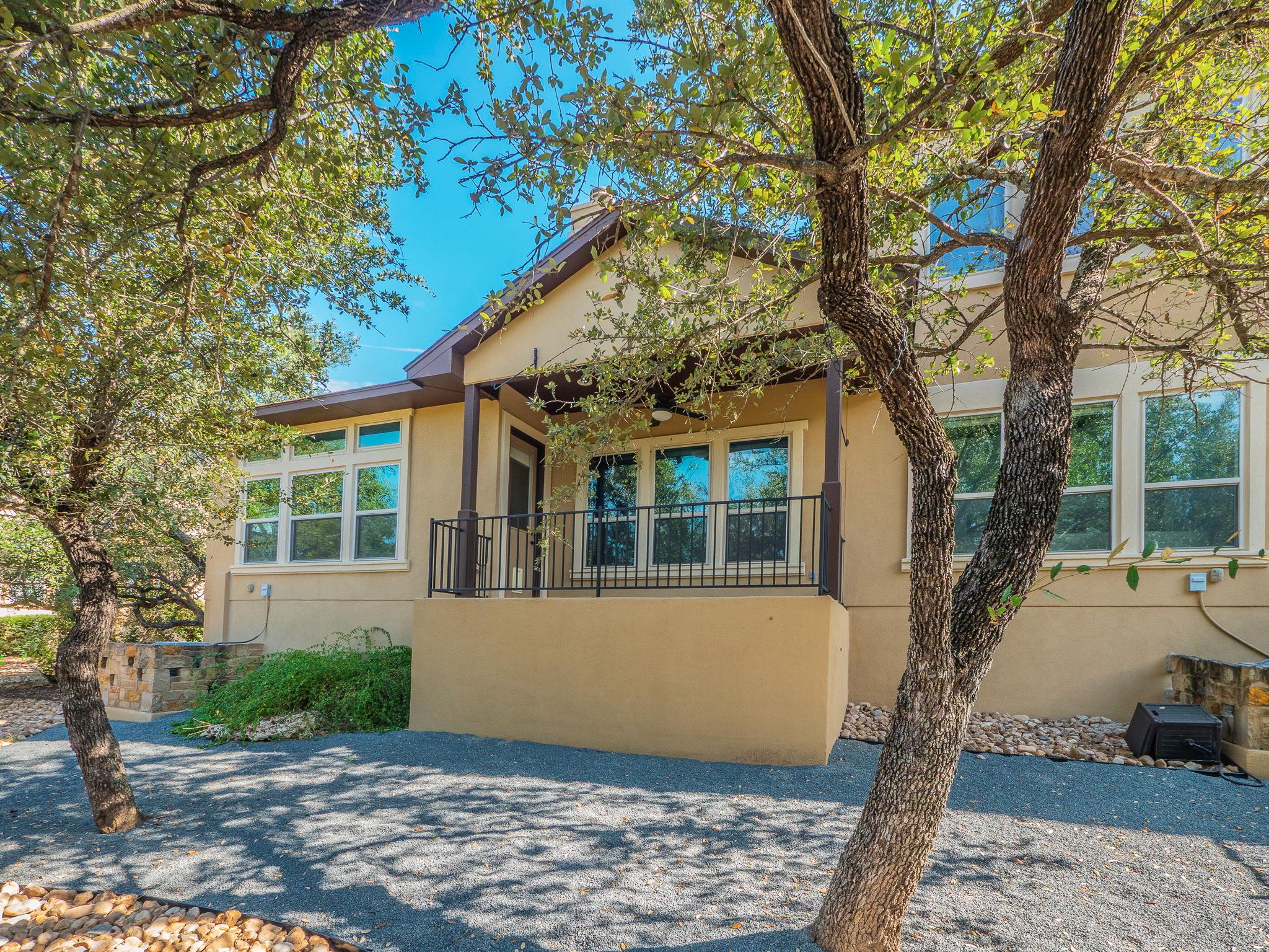 826 San Remo Blvd, Lakeway, TX 78734