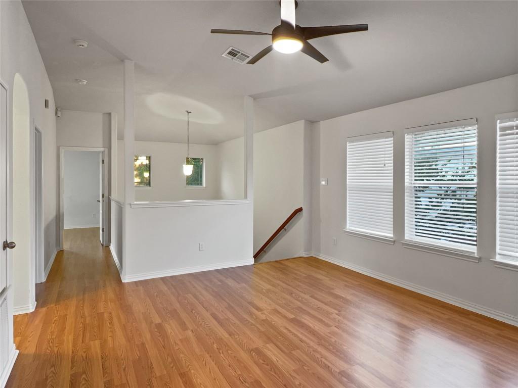 11901 Buzz Schneider Ln, Austin, TX 78748