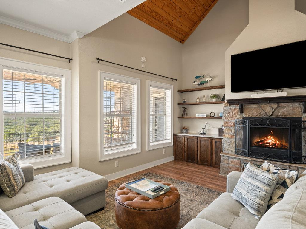 811 County Road 130 Rd, Burnet, TX 78611