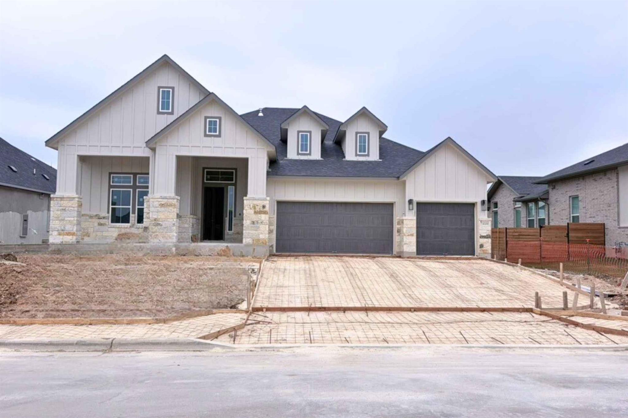 1029 Painted Horse Dr, Georgetown, TX 78633