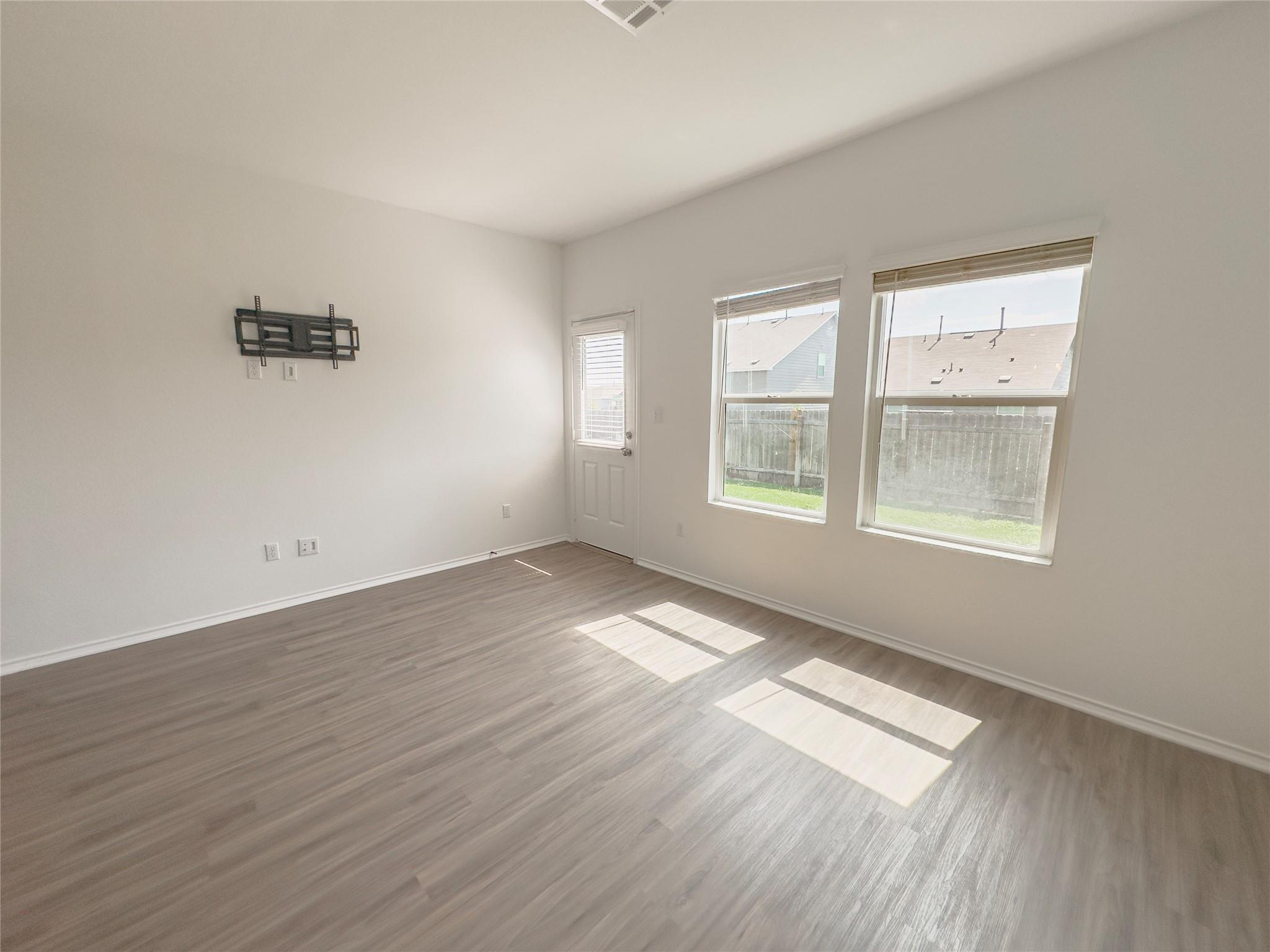 14007 Tordillo Dr, Elgin, TX 78621