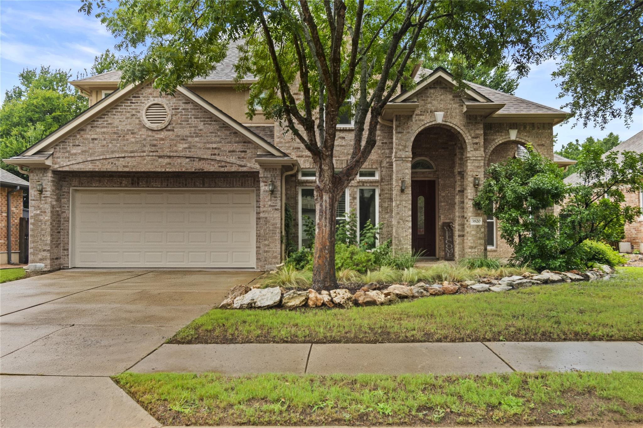 3820 Lagoona Dr, Round Rock, TX 78681