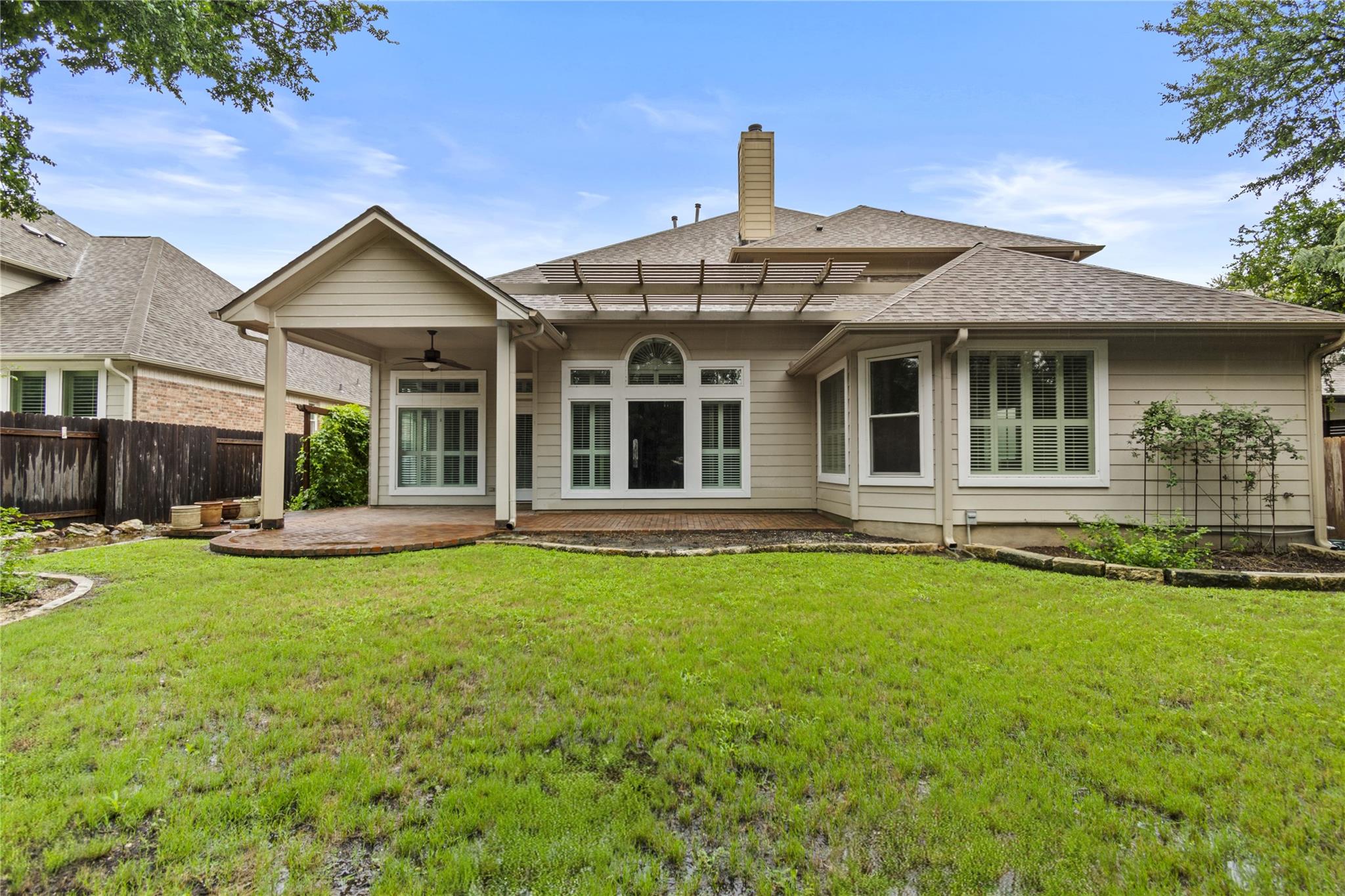 3820 Lagoona Dr, Round Rock, TX 78681