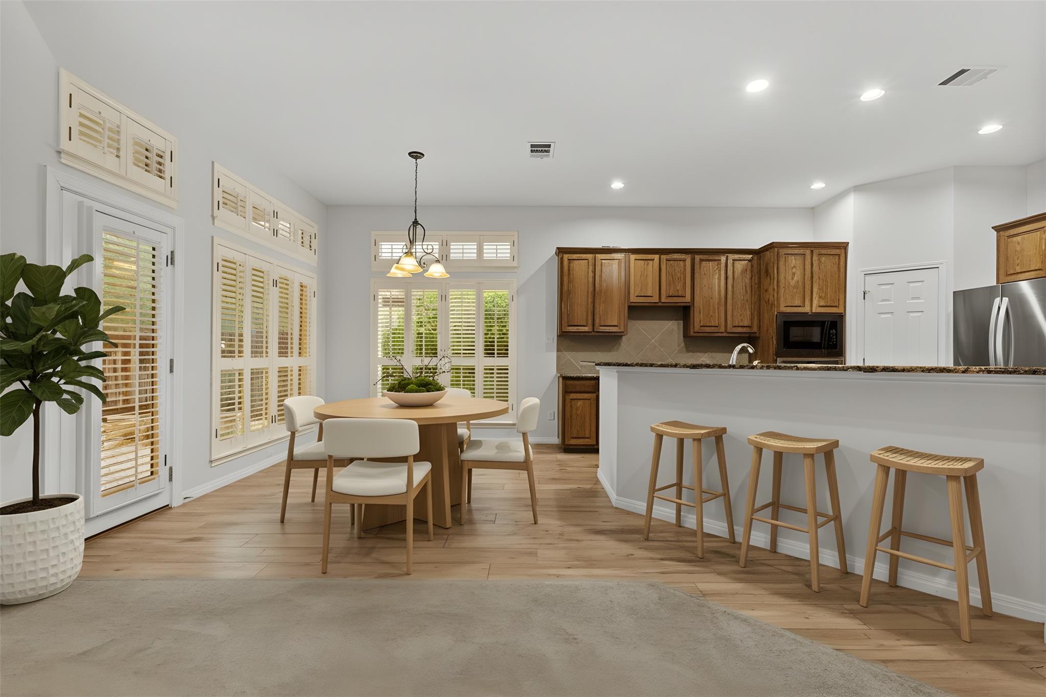 3820 Lagoona Dr, Round Rock, TX 78681