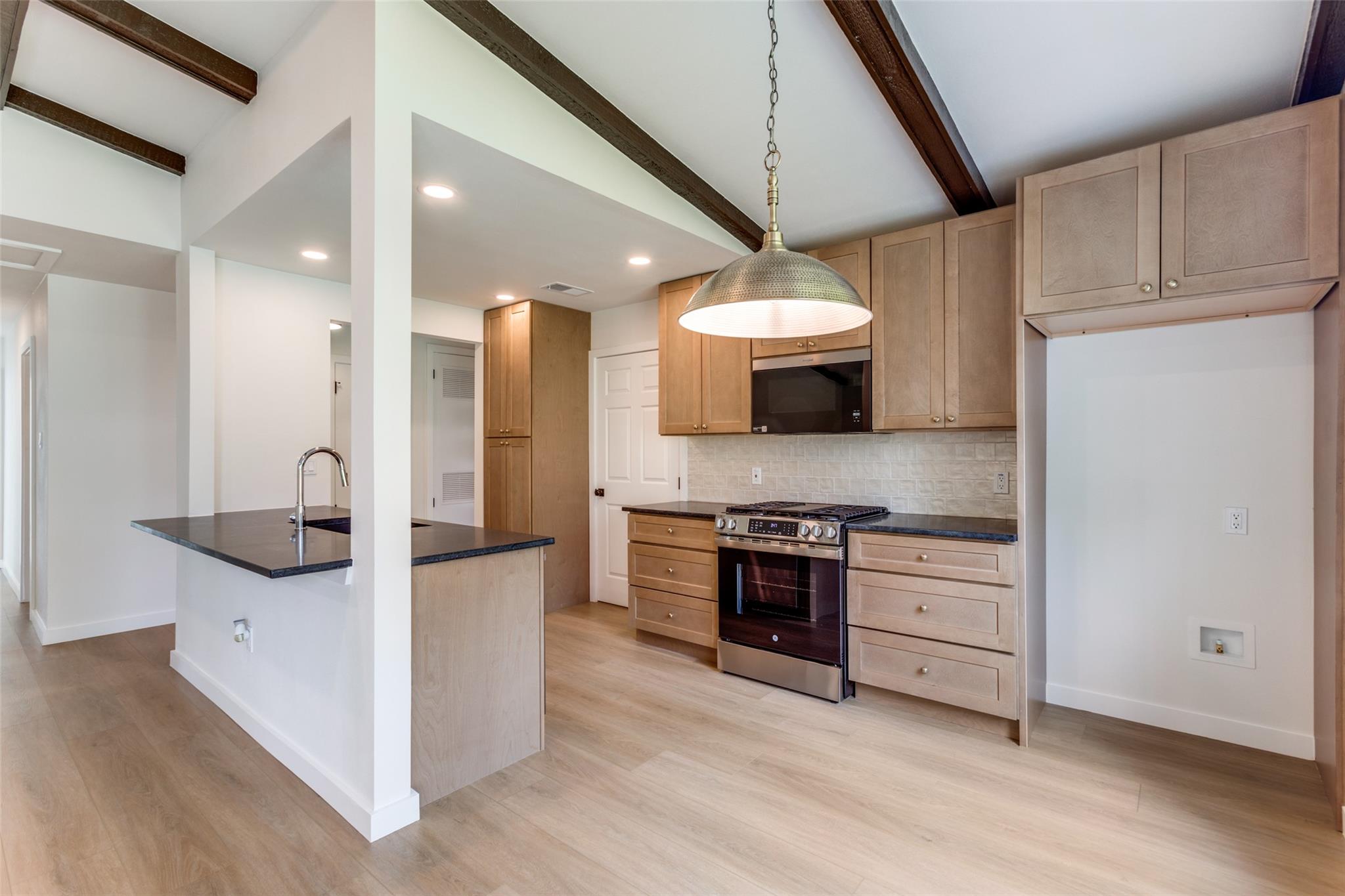 8409 Kimble Cv, Austin, TX 78757