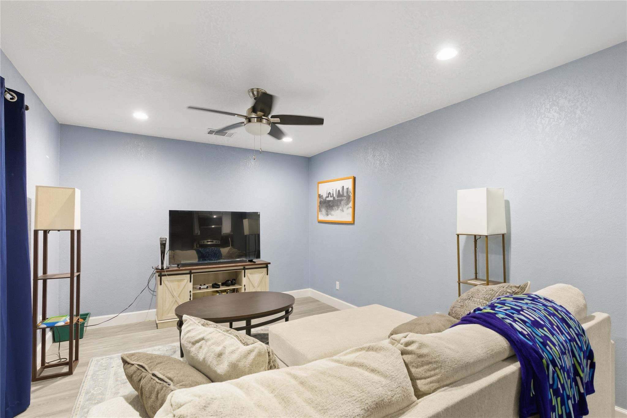 5401 Agua Caliente Cv # B, Austin, TX 78744