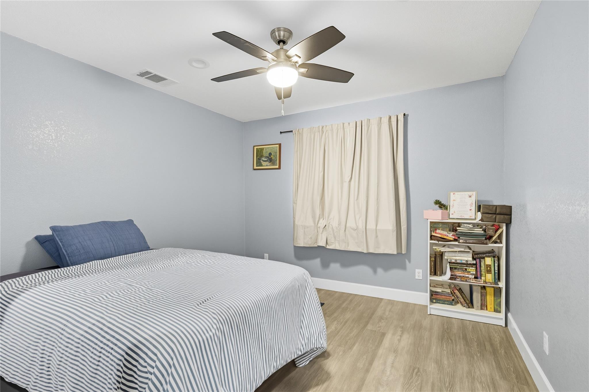 5401 Agua Caliente Cv # B, Austin, TX 78744