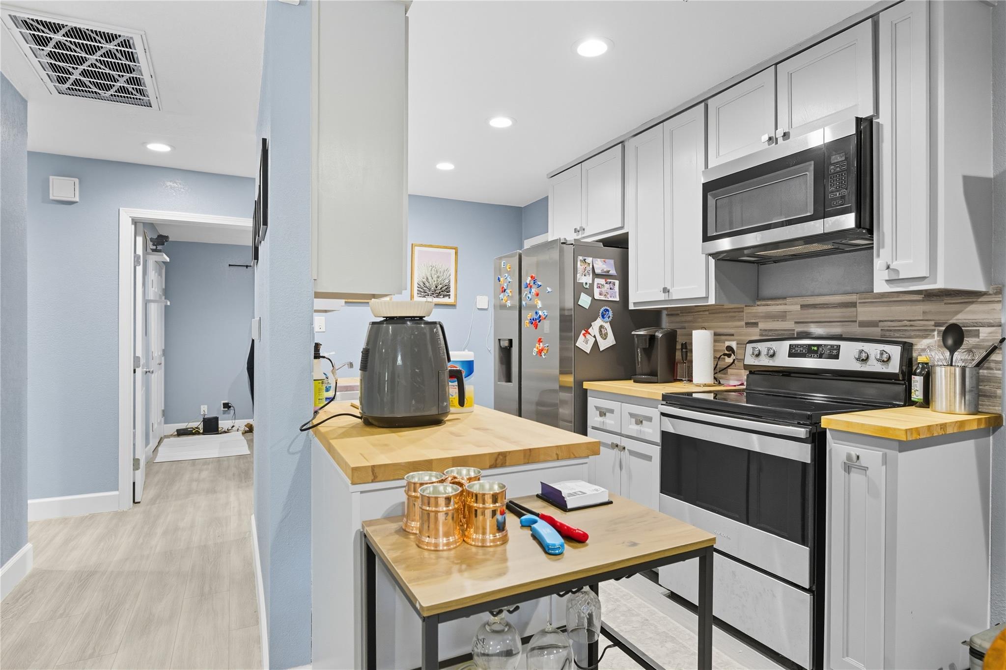 5401 Agua Caliente Cv # B, Austin, TX 78744