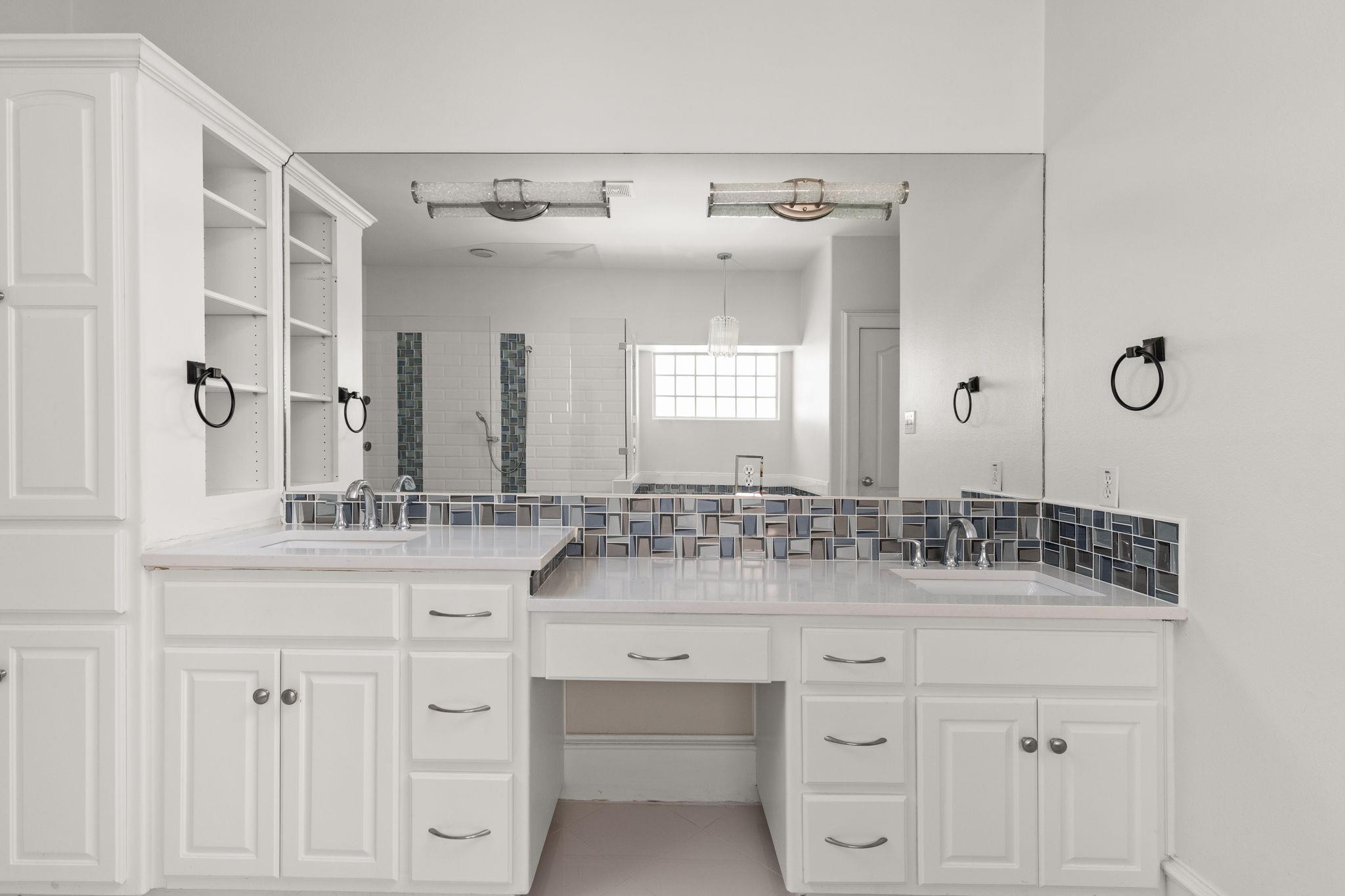 1228 Challenger, Lakeway, TX 78734