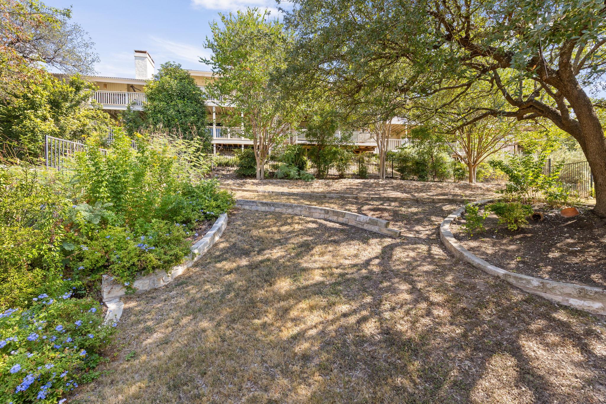 1228 Challenger, Lakeway, TX 78734