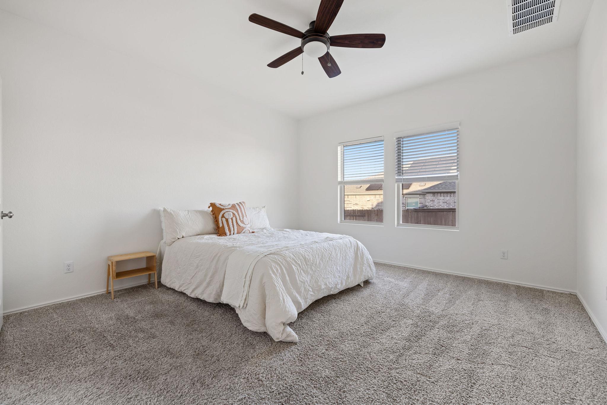 1428 Chad Dr, Round Rock, TX 78665