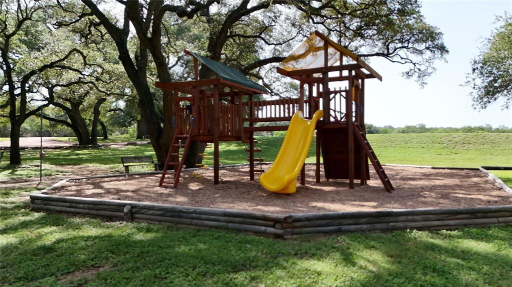 113 Woodhollow Dr, Bertram, TX 78605