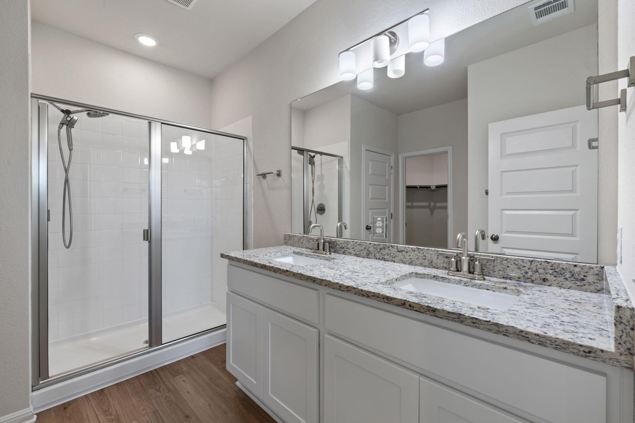 144 Gullivers Dr, Elgin, TX 78621