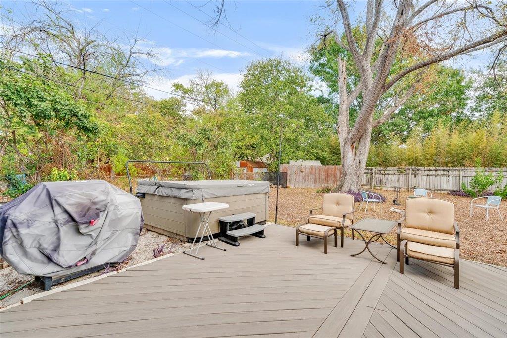 8001 Briarwood Ln, Austin, TX 78757