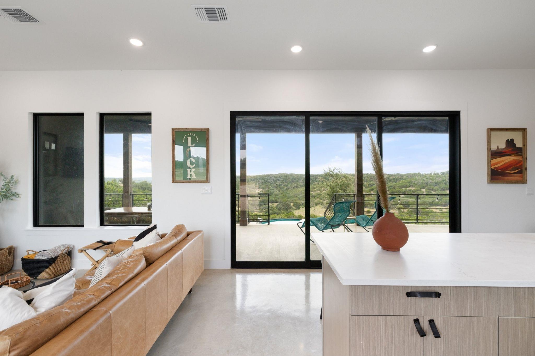 11 Sacramento, Kendalia, TX 78027