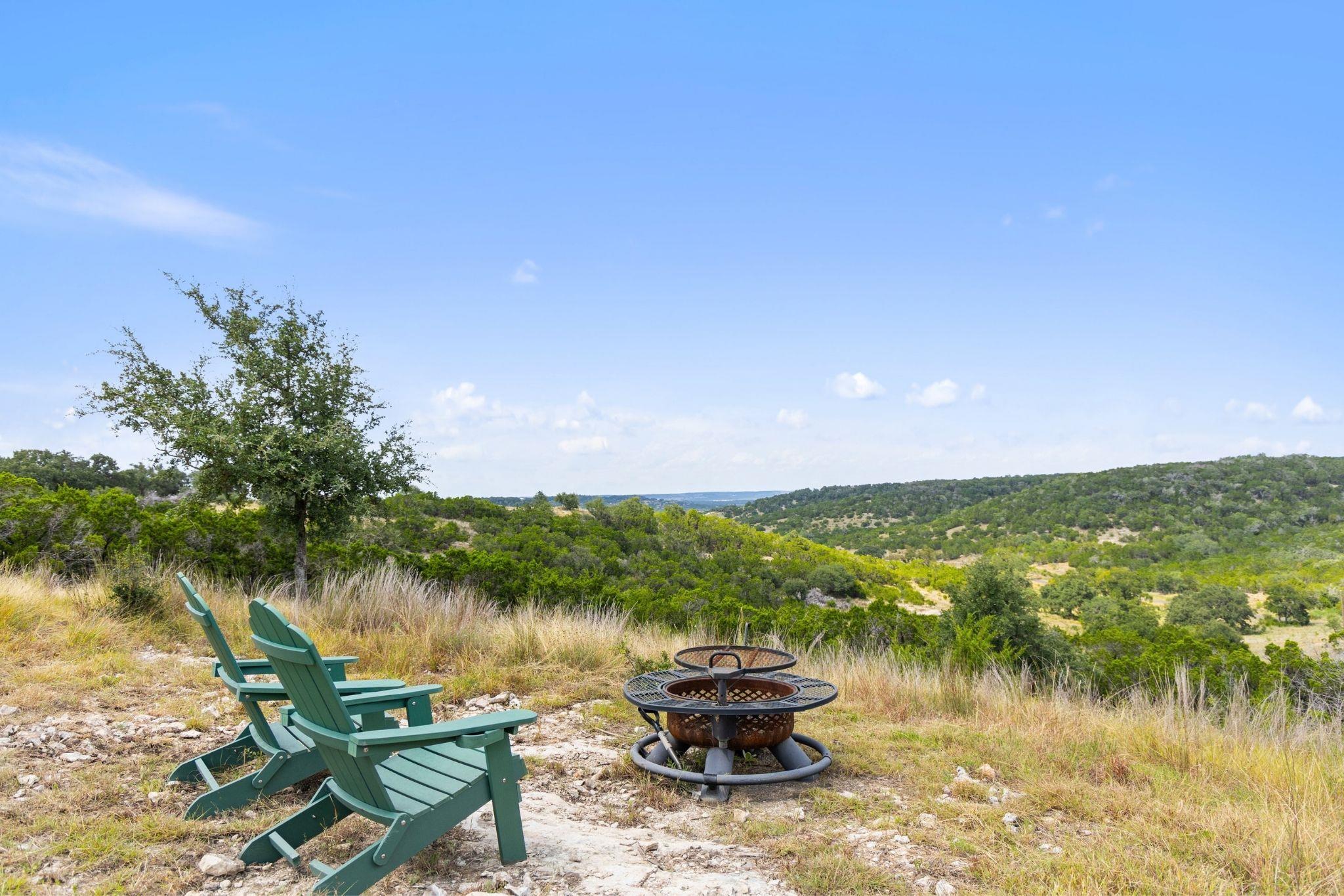 11 Sacramento, Kendalia, TX 78027