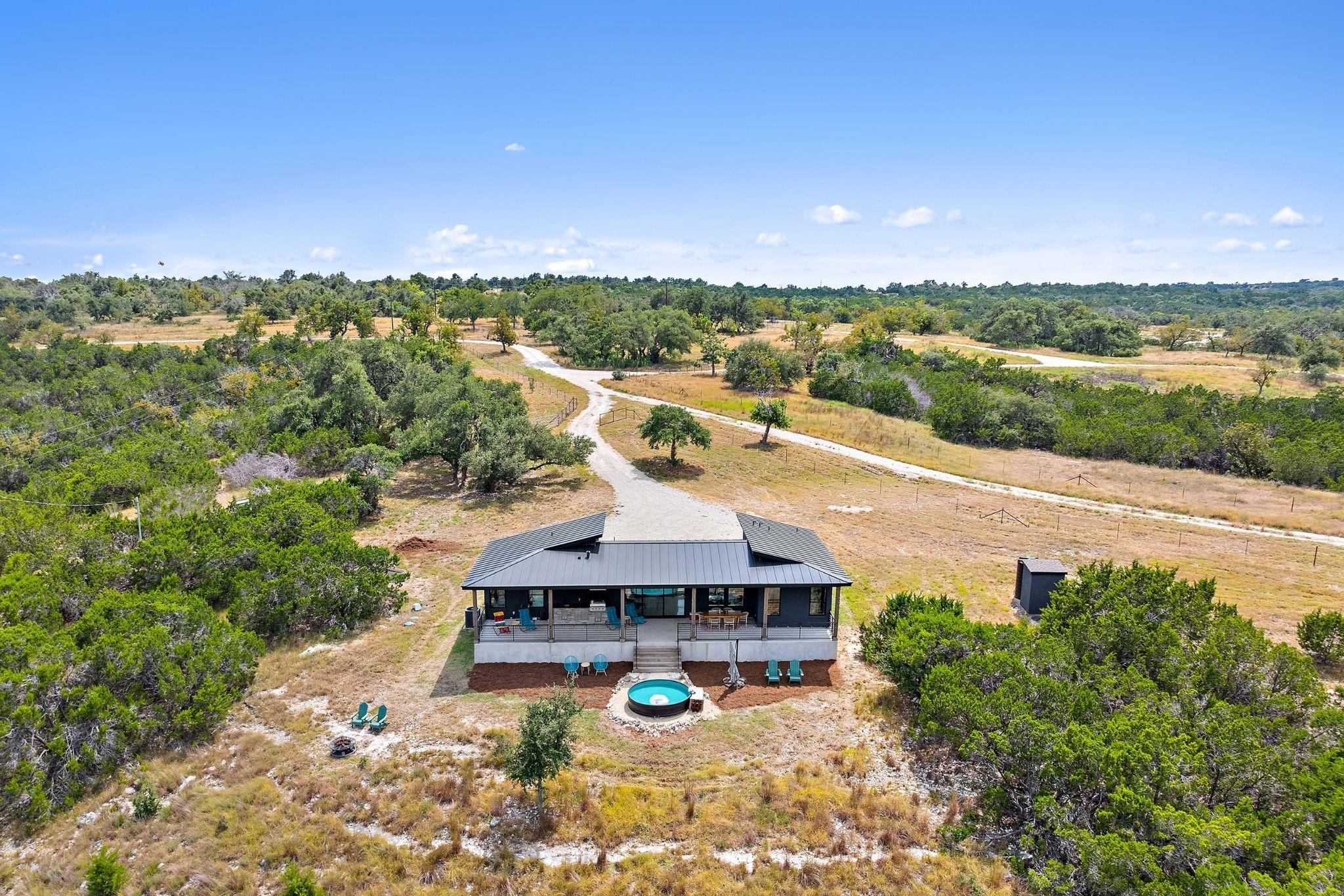 11 Sacramento, Kendalia, TX 78027