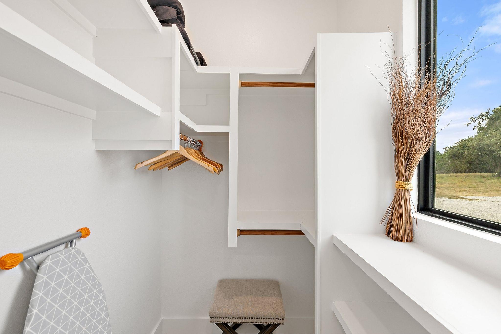 11 Sacramento, Kendalia, TX 78027