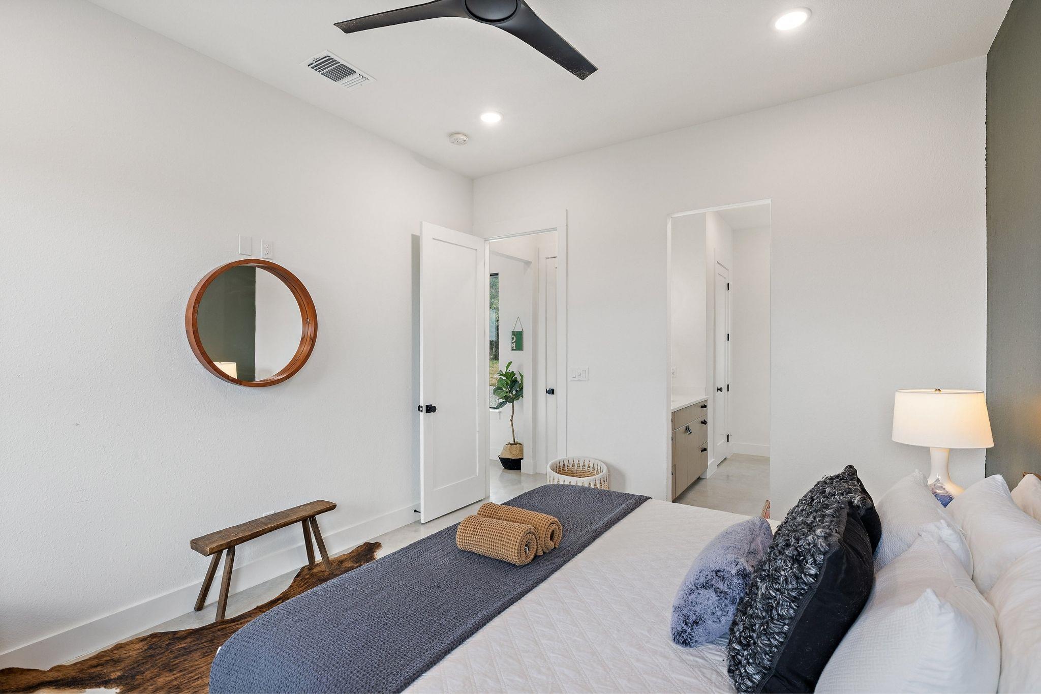 11 Sacramento, Kendalia, TX 78027