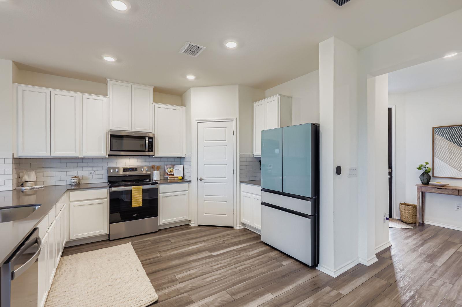 7806 Song Sparrow Dr # 4, Austin, TX 78744