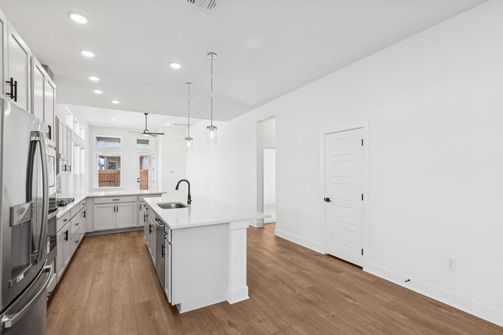 1400 Hartley Dr, Leander, TX 78641