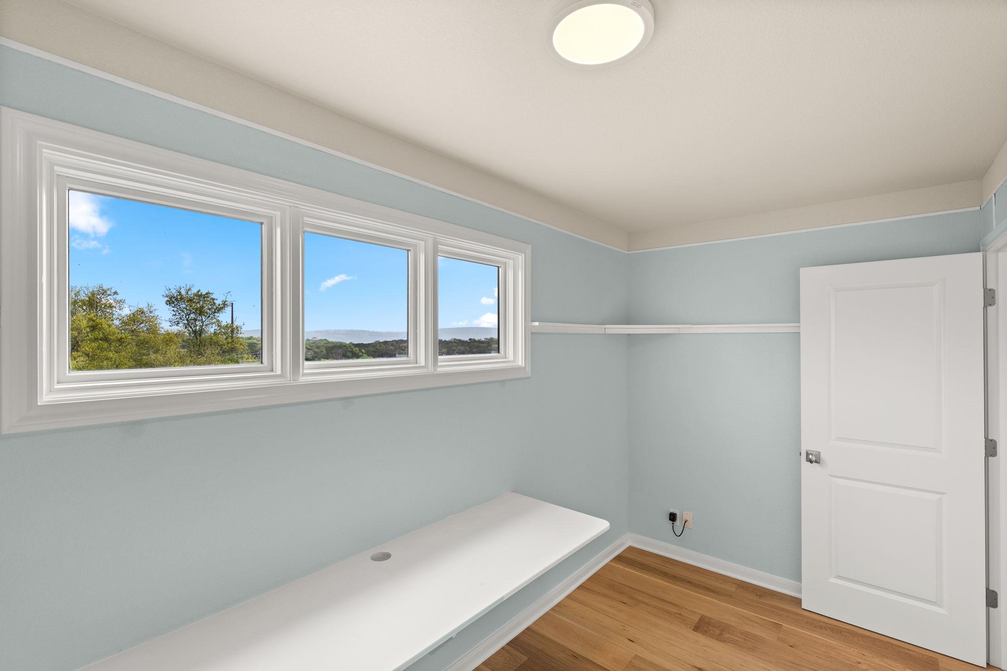 4004 Cloudy Ridge Rd, Austin, TX 78734